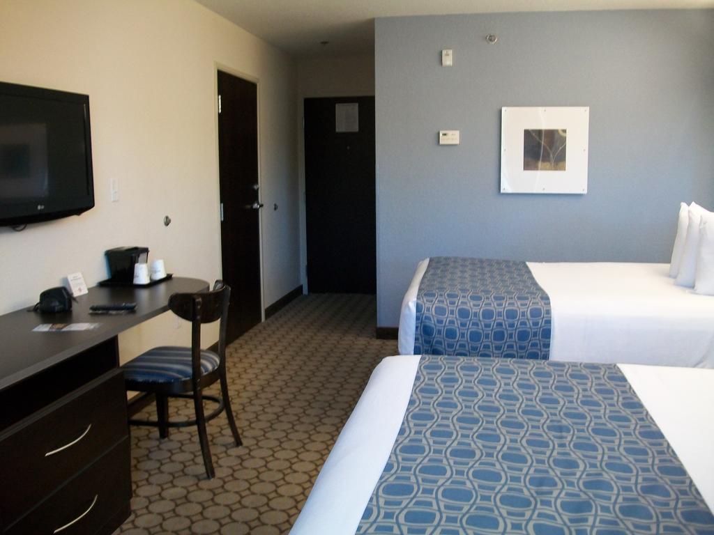 Hotel Microtel & By Wyndham Spring Hill/weeki Wachee